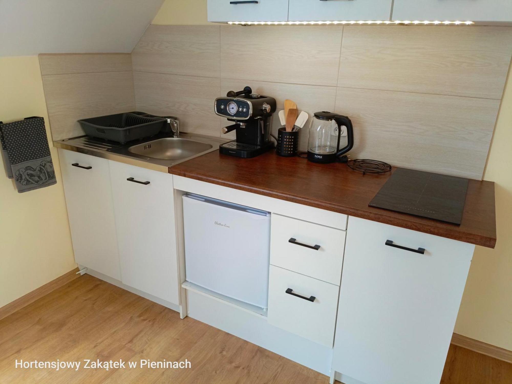 Hortensjowy Zakatek W Pieninach Sromowce Wyzne Bagian luar foto